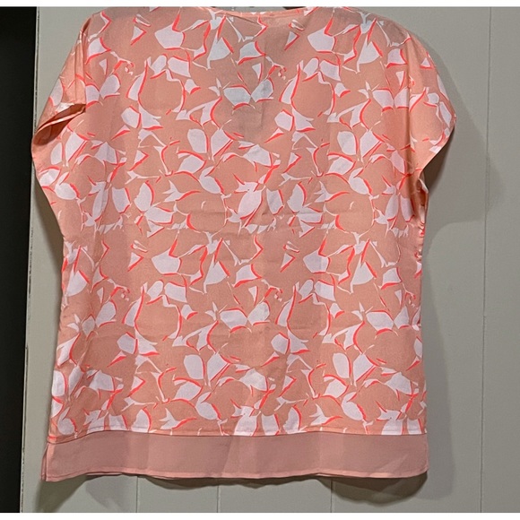 SELLING DKNY BLOUSE FOR WOMEN SIZE SMALL COLOR FLAMINGO 🦩 SLEEVELESS BNWT - Picture 6 of 12